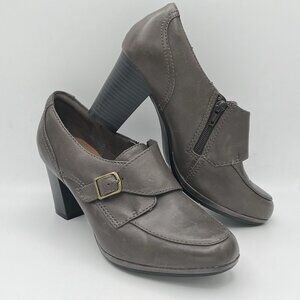 Clarks Leather Heeled Loafers Mary Jane Buckle Taupe Womens 9.5 Wide Witchy Boho